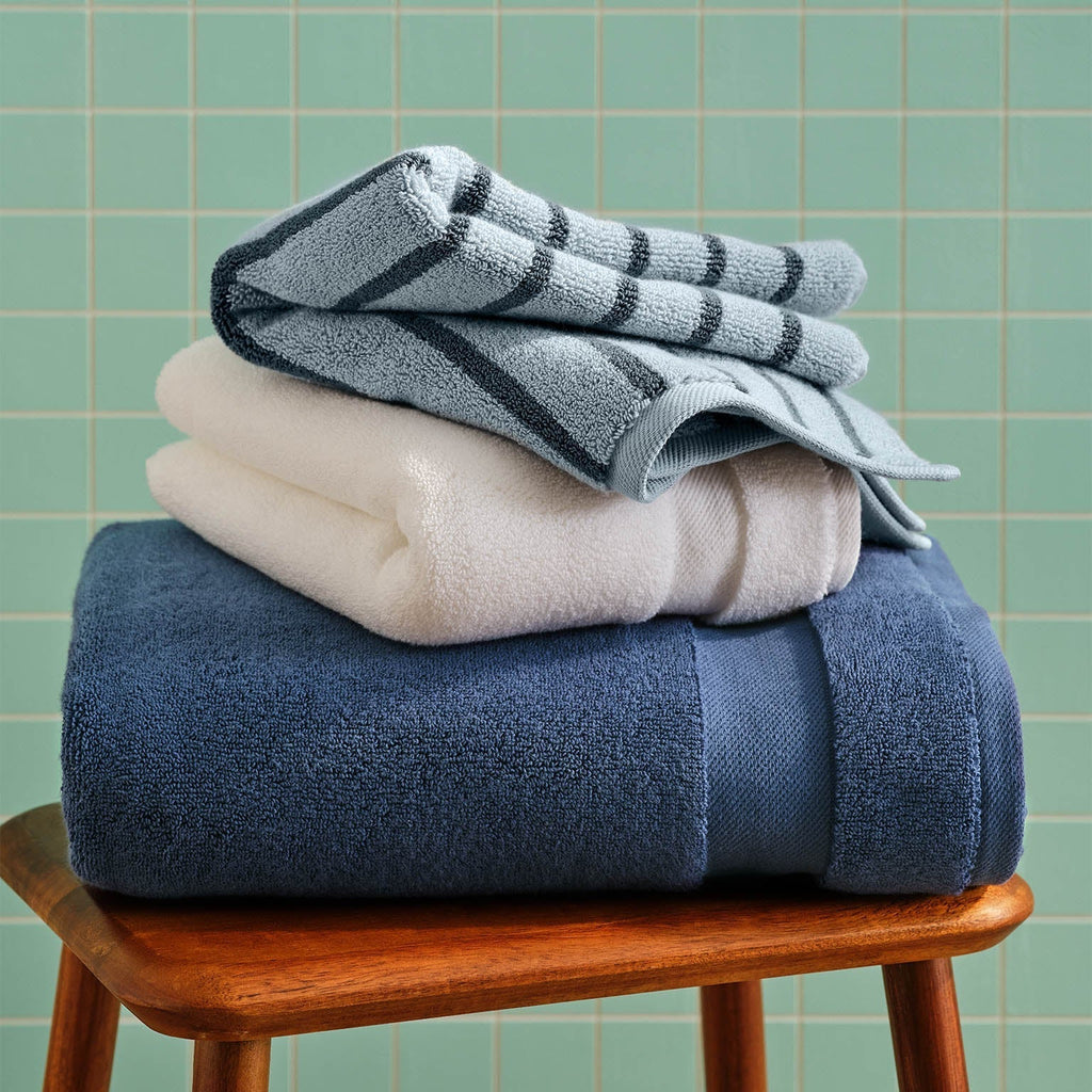 Super-Plush Set of 4 Bath Towel Bundle E6