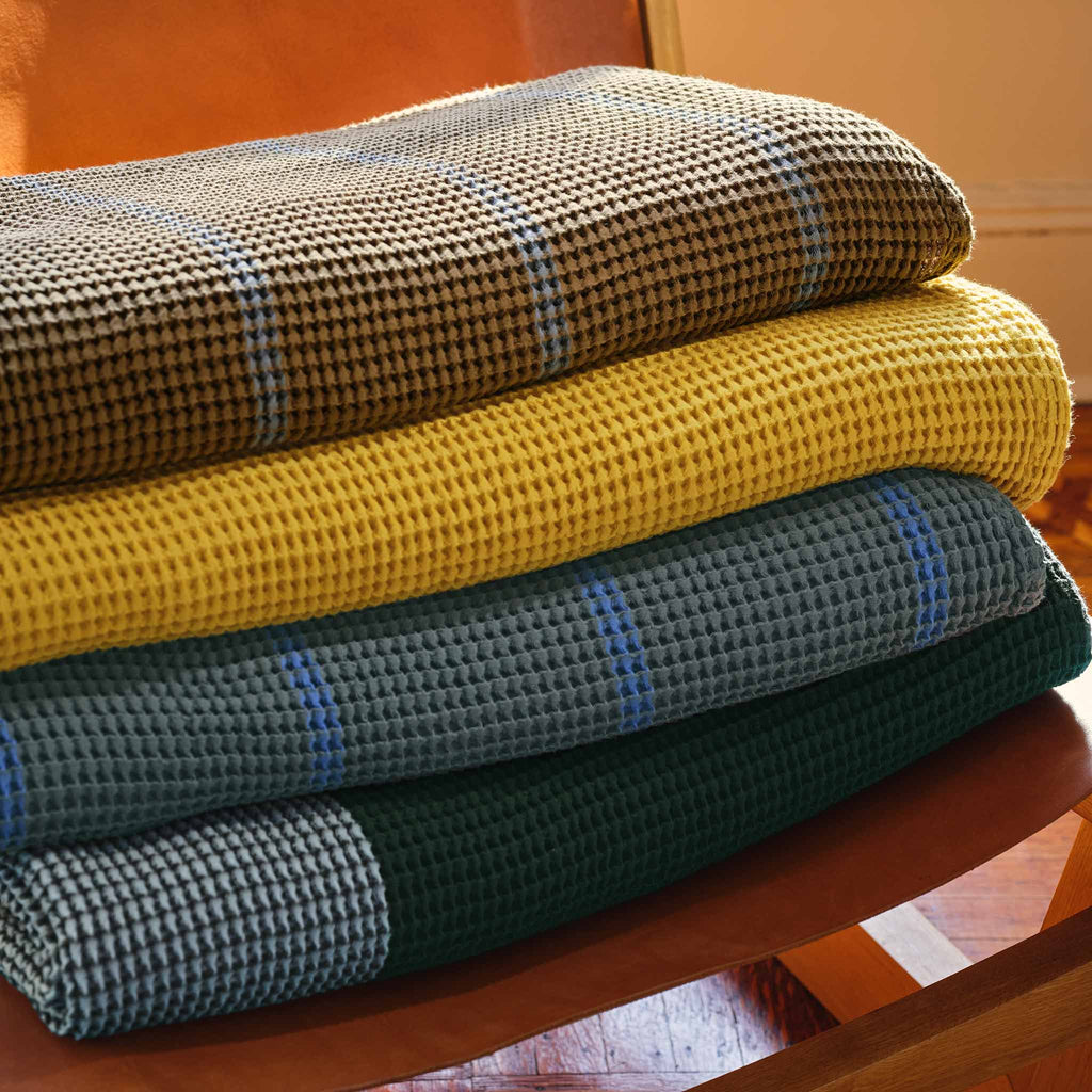 Dreamweave Waffle Bed Blanket G7