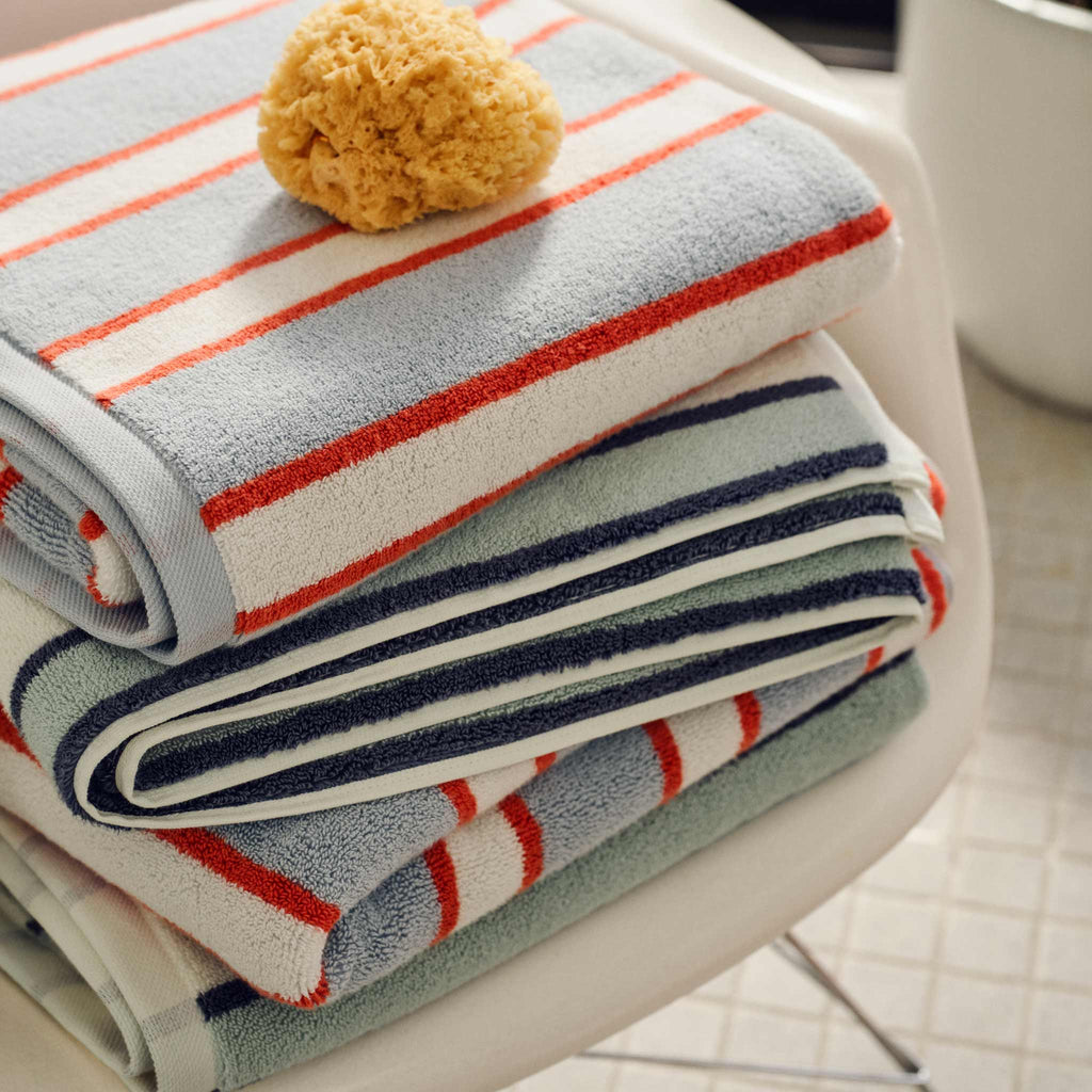 Super-Plush Set of 4 Bath Towel Bundle E6