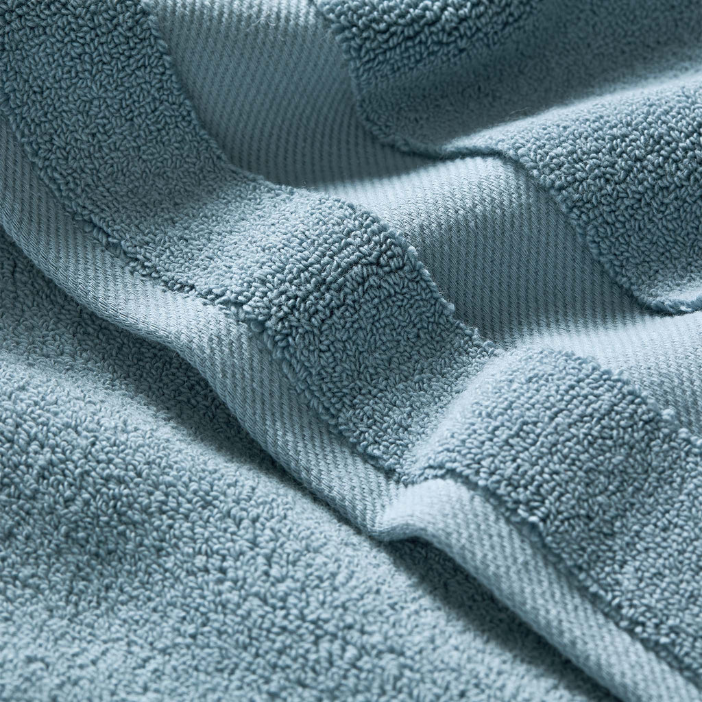 Super-Plush Set of 4 Bath Towel Bundle E6