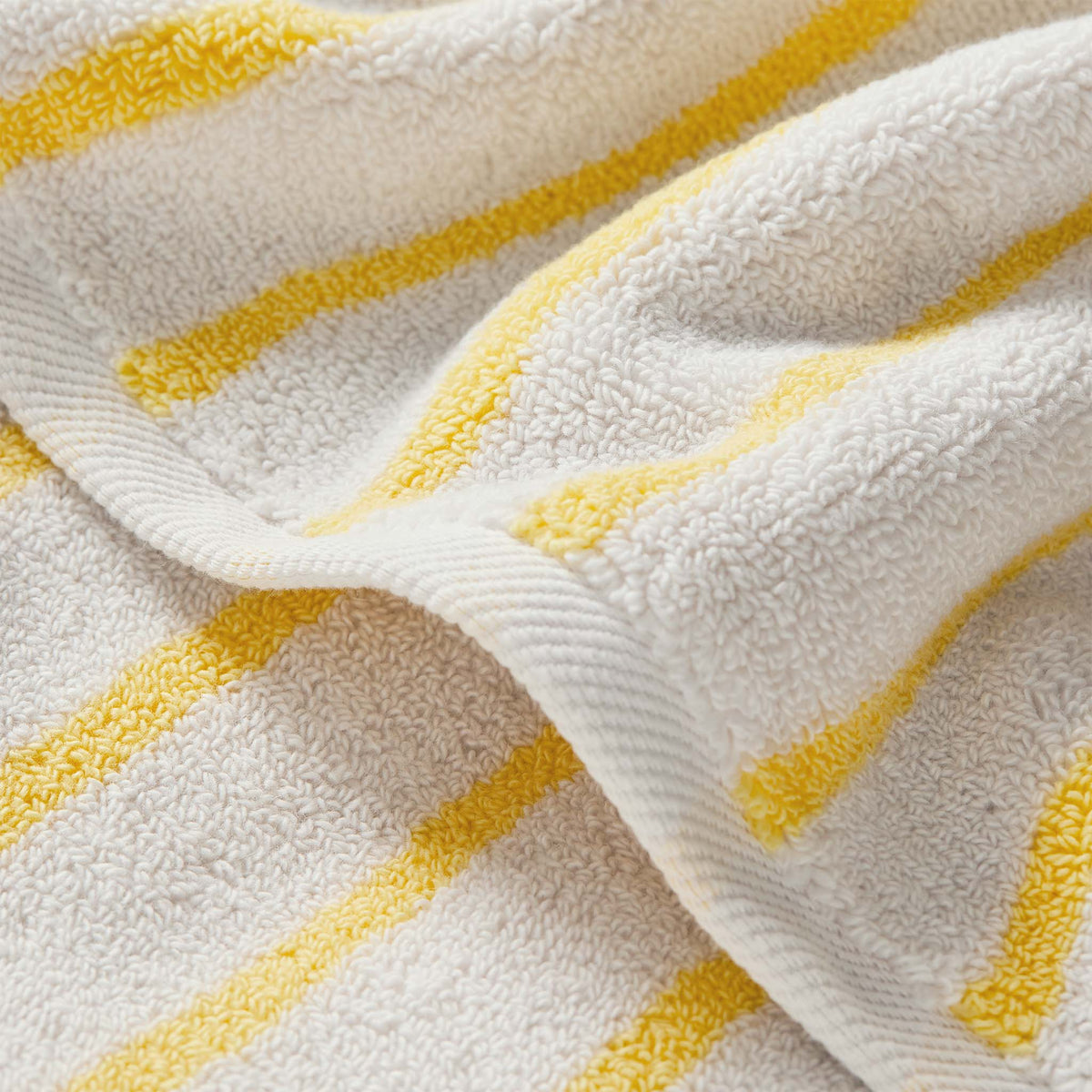Super-Plush Set of 4 Bath Towel Bundle E6