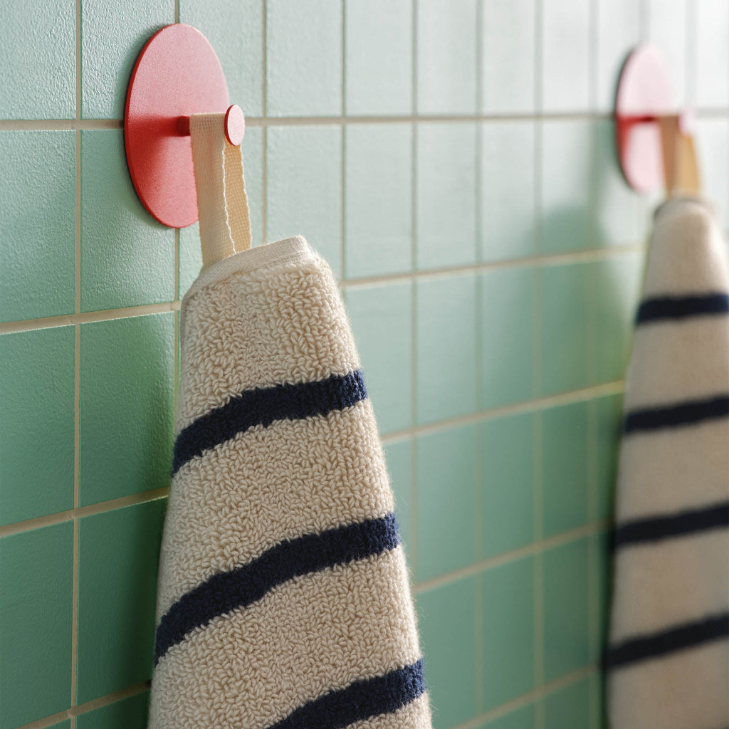 Super-Plush Set of 4 Bath Towel Bundle E6