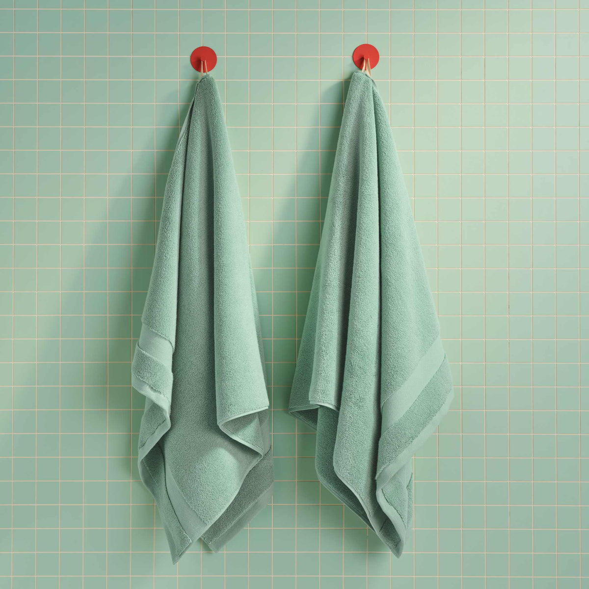 Super-Plush Set of 4 Bath Towel Bundle E6