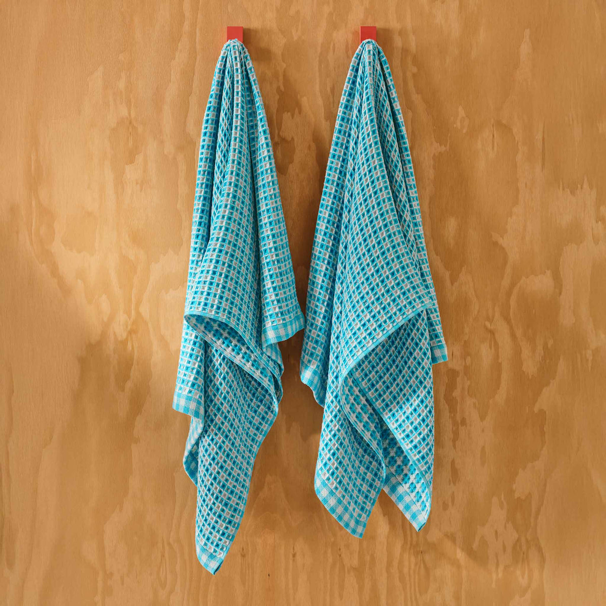 Dreamweave Waffle Bath Towels Set of 2 A4
