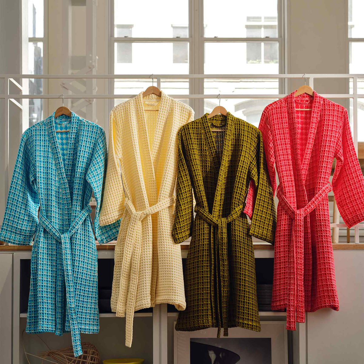 Dreamweave Waffle Robe Z9